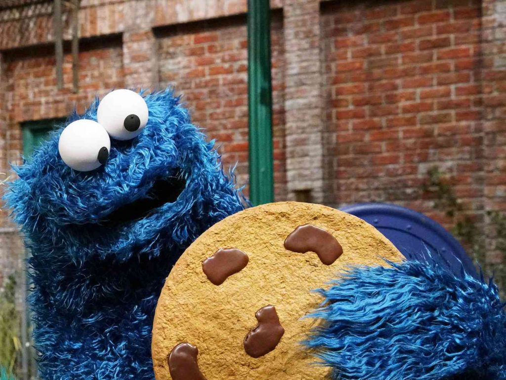 Cookie Monster with a different kind of cookie